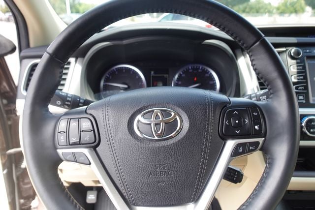 2019 Toyota Highlander Limited Platinum