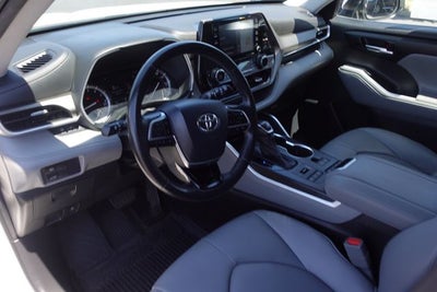 2020 Toyota Highlander XLE