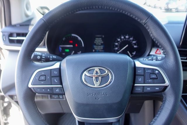 2021 Toyota Sienna XLE 7 Passenger