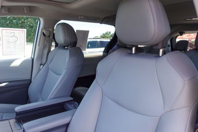 2021 Toyota Sienna XLE 7 Passenger