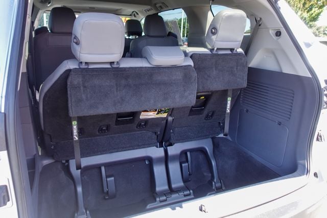 2021 Toyota Sienna XLE 7 Passenger