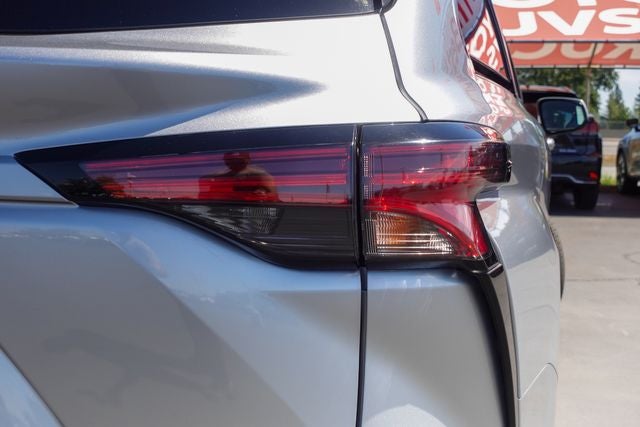 2021 Toyota Sienna XLE 7 Passenger