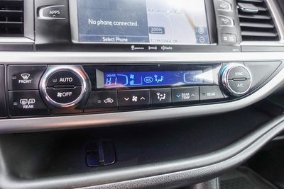 2018 Toyota Highlander SE