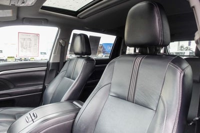 2018 Toyota Highlander SE