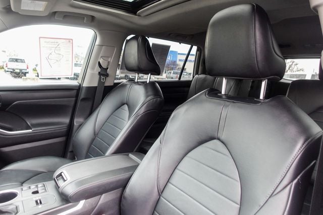 2023 Toyota Highlander Hybrid XLE