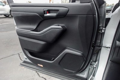 2023 Toyota Highlander Hybrid XLE