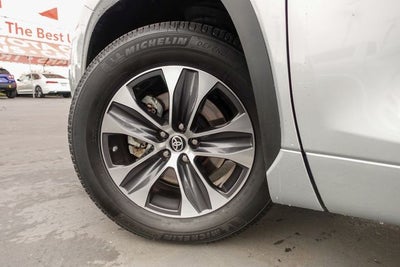 2023 Toyota Highlander Hybrid XLE