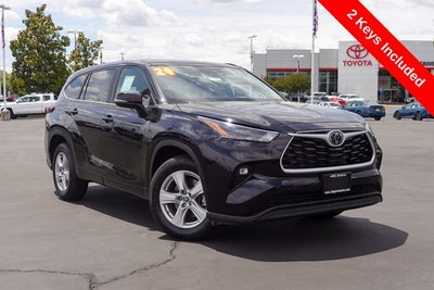 2024 Toyota Highlander LE
