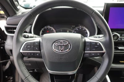 2024 Toyota Highlander XSE