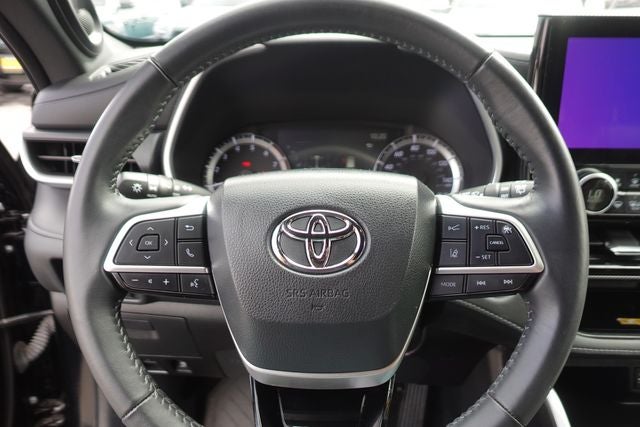 2024 Toyota Highlander XSE