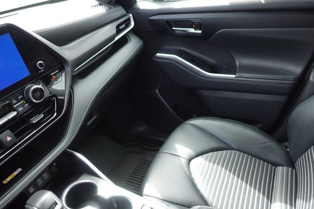 2024 Toyota Highlander XSE