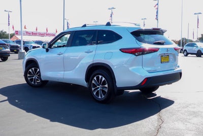 2023 Toyota Highlander XLE