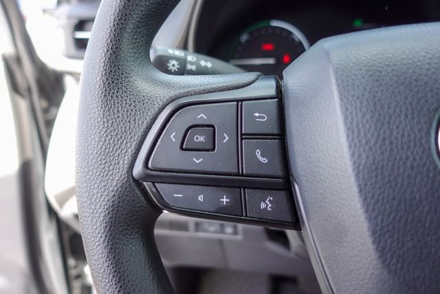 2024 Toyota Sienna LE 8 Passenger