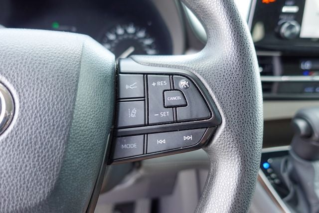 2024 Toyota Sienna LE 8 Passenger
