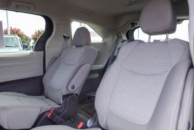 2024 Toyota Sienna LE 8 Passenger