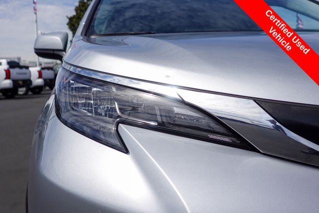 2024 Toyota Sienna LE 8 Passenger
