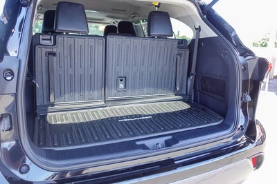 2024 Toyota Highlander Hybrid Limited
