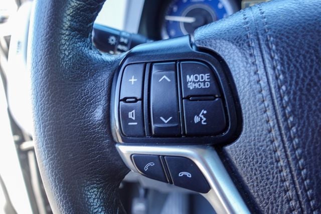 2020 Toyota Sienna XLE 8 Passenger