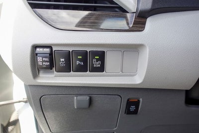 2017 Toyota Sienna XLE Premium 8 Passenger