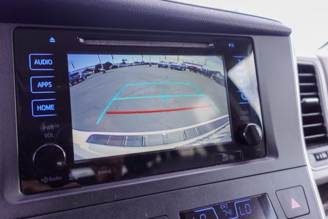 2017 Toyota Sienna XLE Premium 8 Passenger