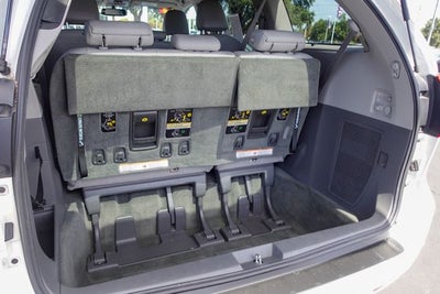 2017 Toyota Sienna XLE Premium 8 Passenger