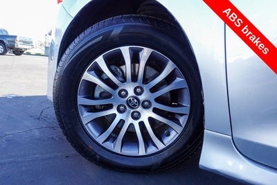 2019 Toyota Sienna XLE