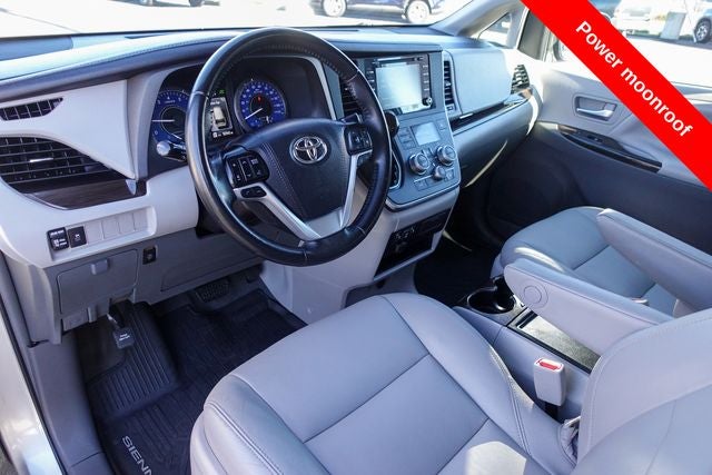 2019 Toyota Sienna XLE