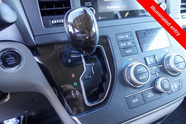 2019 Toyota Sienna XLE