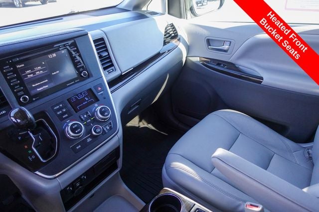 2019 Toyota Sienna XLE