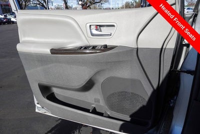 2019 Toyota Sienna XLE