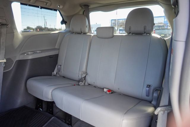 2019 Toyota Sienna XLE
