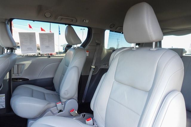 2019 Toyota Sienna XLE