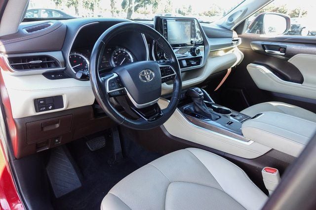 2022 Toyota Highlander Limited