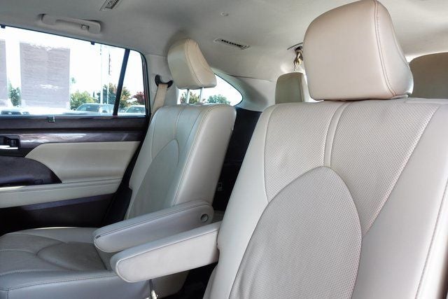 2022 Toyota Highlander Limited