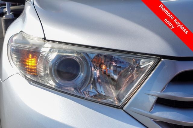 2012 Toyota Highlander Base