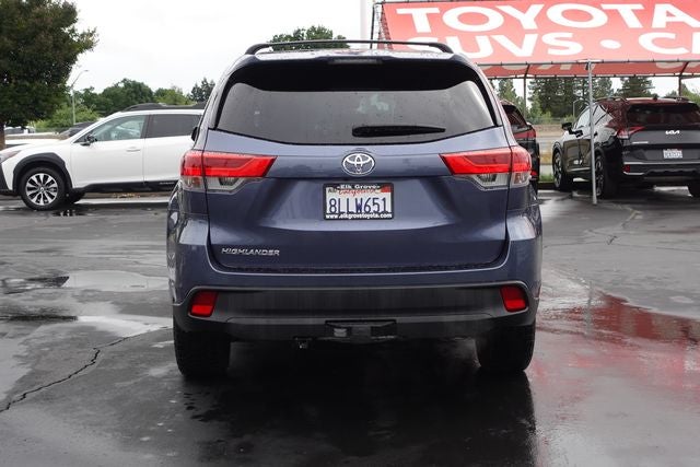2019 Toyota Highlander LE