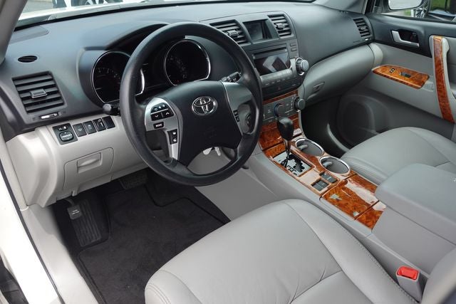 2012 Toyota Highlander Base