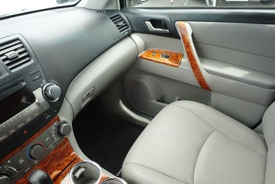 2012 Toyota Highlander Base