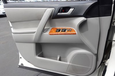 2012 Toyota Highlander Base