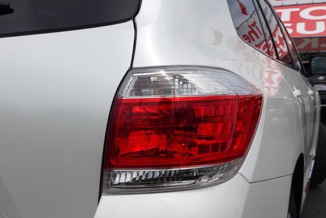 2012 Toyota Highlander Base