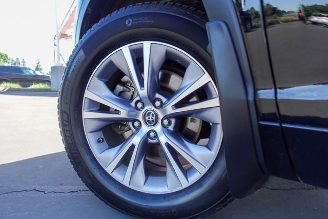 2016 Toyota Highlander LE Plus V6