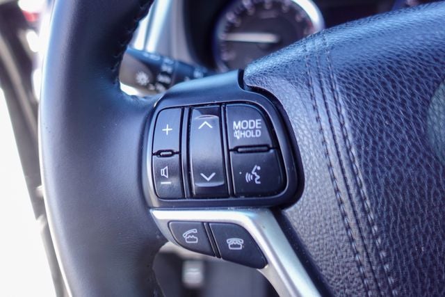 2016 Toyota Highlander LE Plus V6