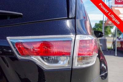 2016 Toyota Highlander LE Plus V6