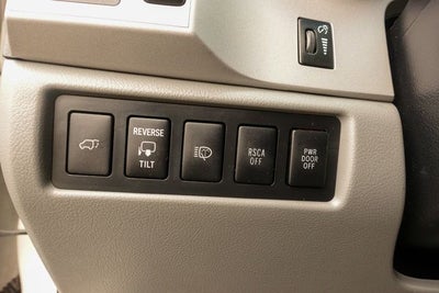 2008 Toyota Sequoia Platinum