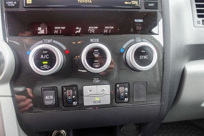 2008 Toyota Sequoia Platinum