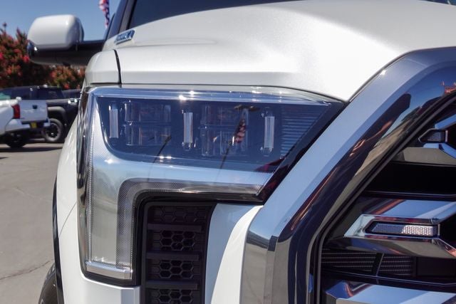 2026 Toyota Tundra Hybrid Platinum