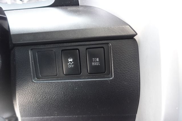 2014 Toyota Tundra SR5