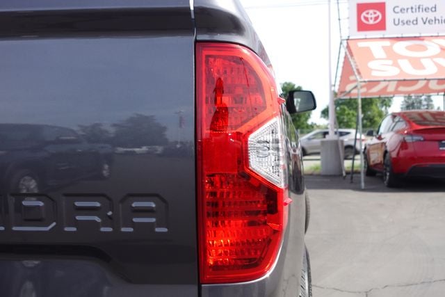 2014 Toyota Tundra SR5