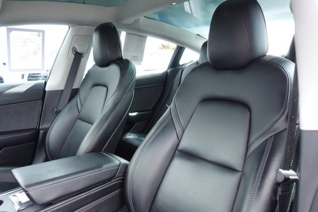2022 Tesla Model 3 Base
