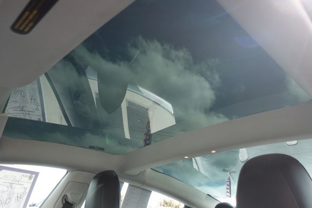 2022 Tesla Model 3 Base
